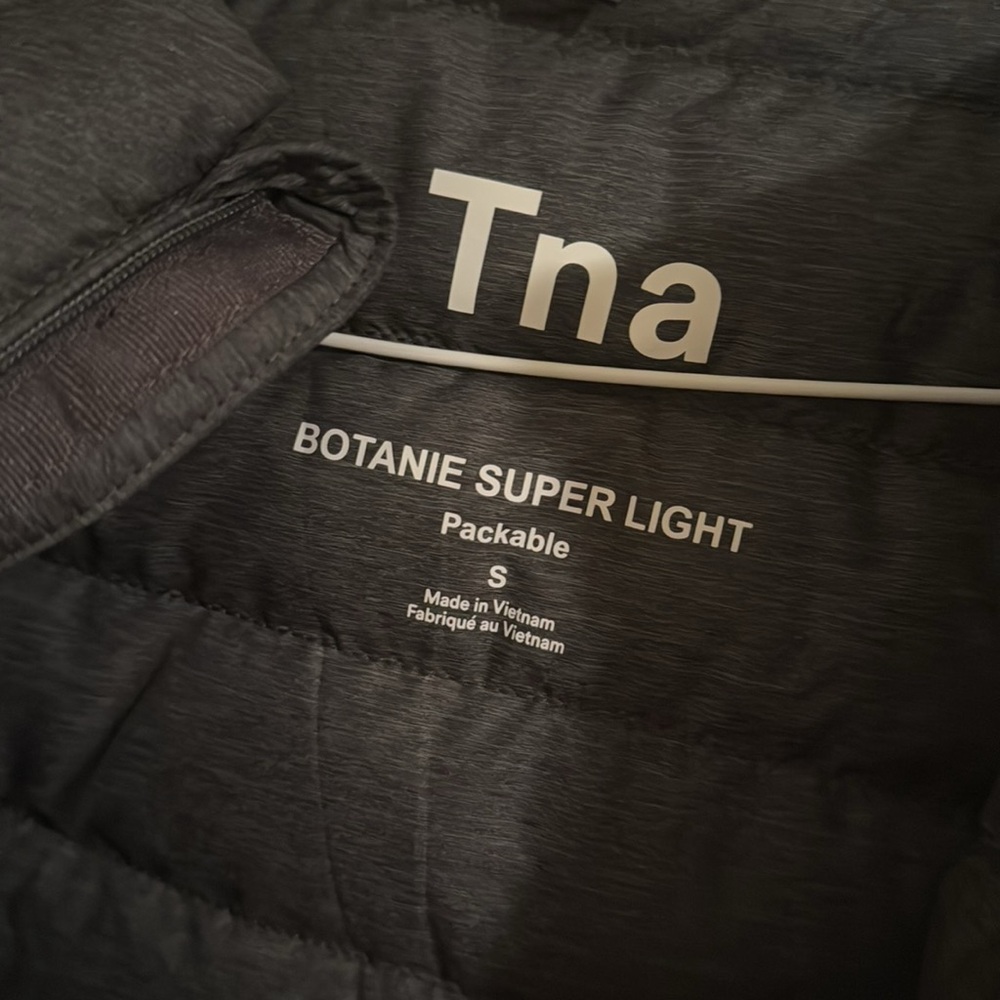 TNA VEST - Picture 3 of 3